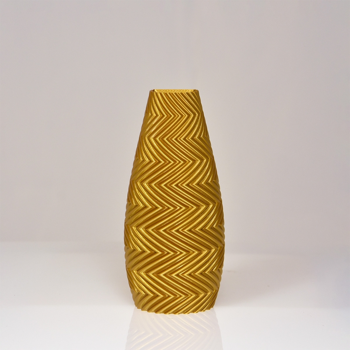 Felicia 3D wandvaas 18x8x5cm Goud Metallic