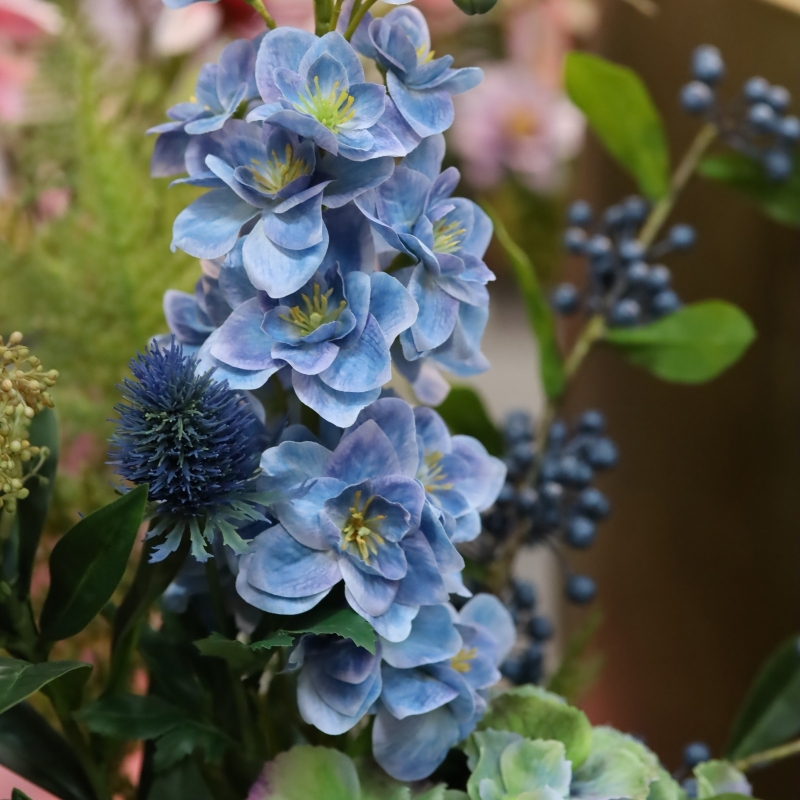 Bouquet artificiale legato a mano Viola Stoccolma - Blu