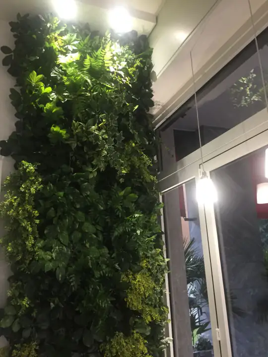 Piante artificiali per ristoranti, bar e locali – foto 14