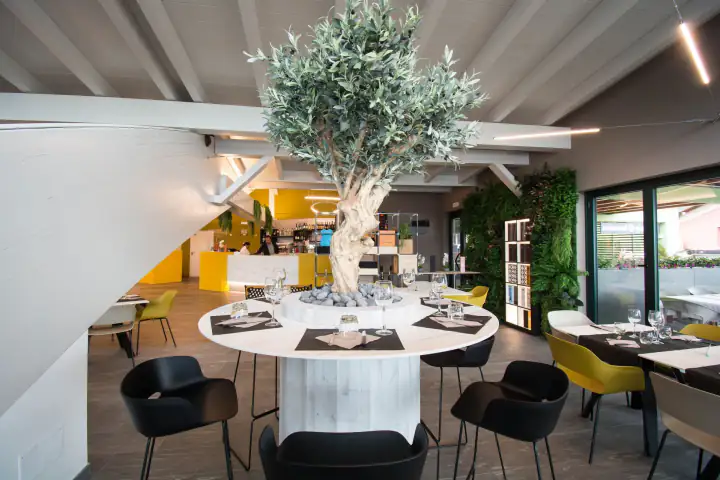 Piante artificiali per ristoranti, bar e locali – foto 7